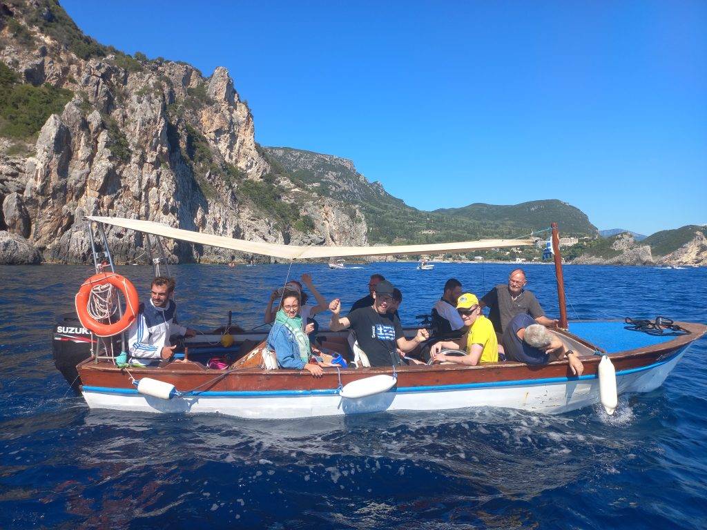 Korfu Bootsausflug mit Gruppe und Betreuung